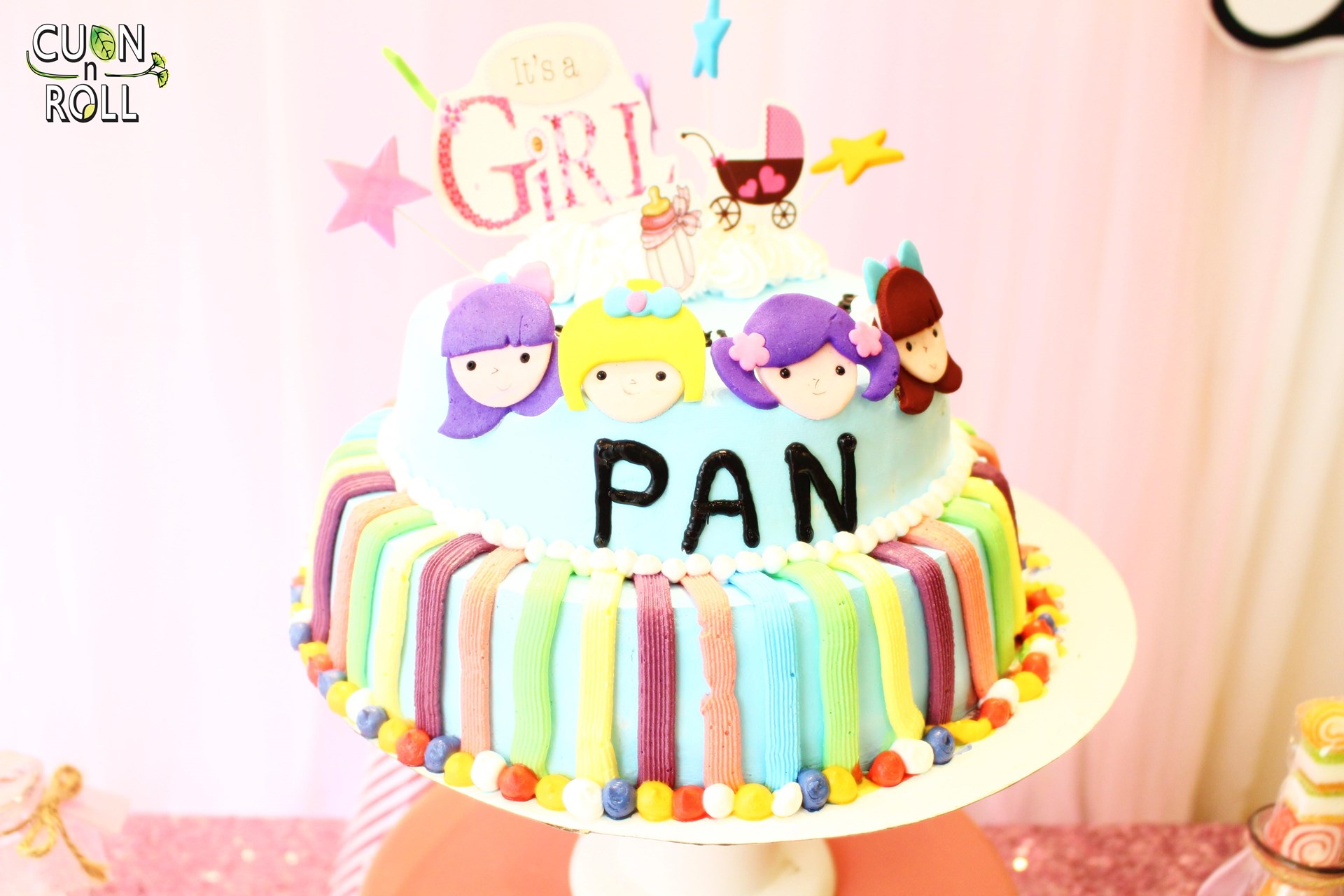 8 mẫu bánh sinh nhật ngộ nghĩnh cho bé yêu