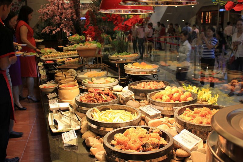 Điểm danh 5 nhà hàng buffet nổi tiếng nhất Hà Nội
