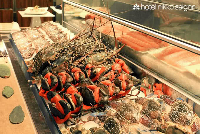 Điểm danh 5 nhà hàng buffet nổi tiếng nhất Hà Nội