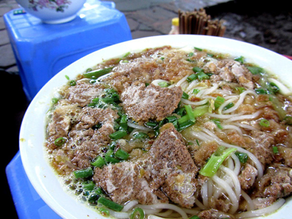 Top 5 hàng bún riêu cua nổi tiếng của Hà Nội