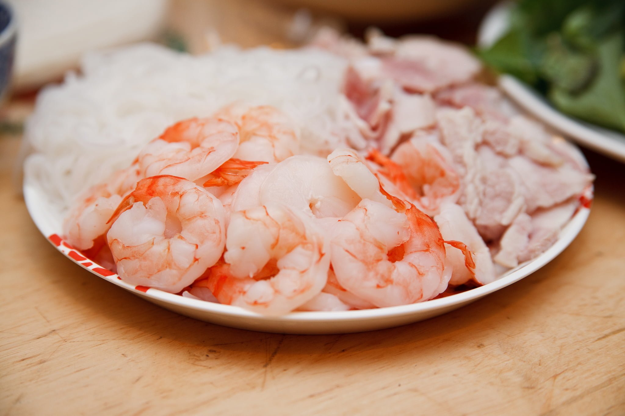 Tự tay làm cuốn tôm thịt ngon mà đơn giản cho cả nhà