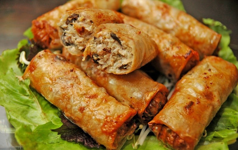 Hướng dẫn cách làm nem rán ngon đúng điệu