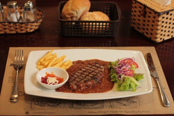 đia điểm ăn uống lý tưởng ngày 8/3