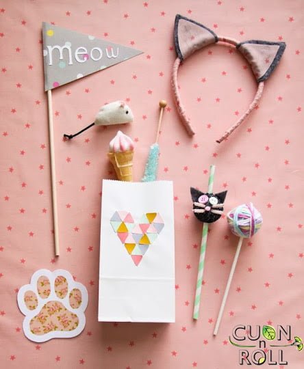 Phụ kiện tổ chức sinh nhật cho bé yêu