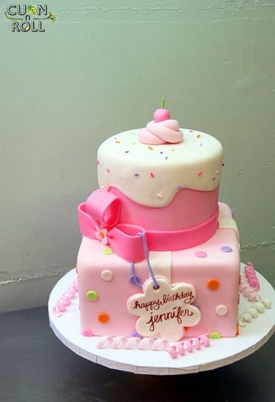 mẫu bánh sinh nhật cho bé