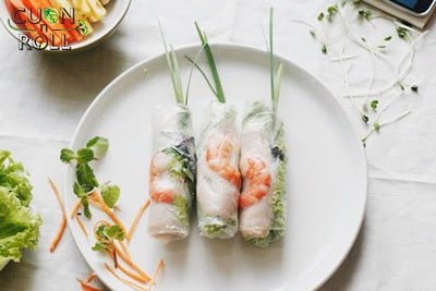 nem cuốn tôm