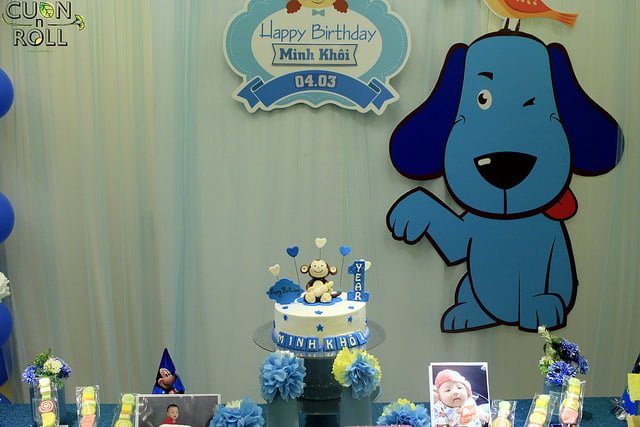 mẫu trang trí sinh nhật cho bé trai màu xanh