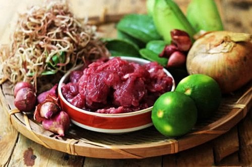 Hướng dẫn chi tiết cách làm món gỏi bò bóp thấu ngon lạ miệng