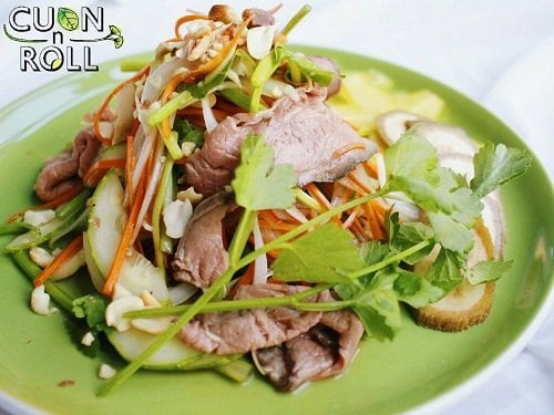 Hướng dẫn chi tiết cách làm món gỏi bò bóp thấu ngon lạ miệng