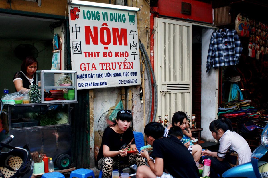 Ở Hà Nội mùa hè ăn gì?