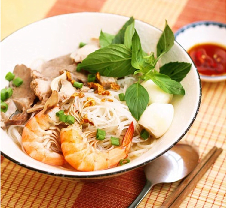 hủ tiếu nam vang