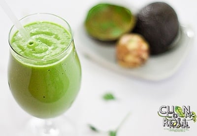 Sinh tố bơ thơm ngậy và đẹp da