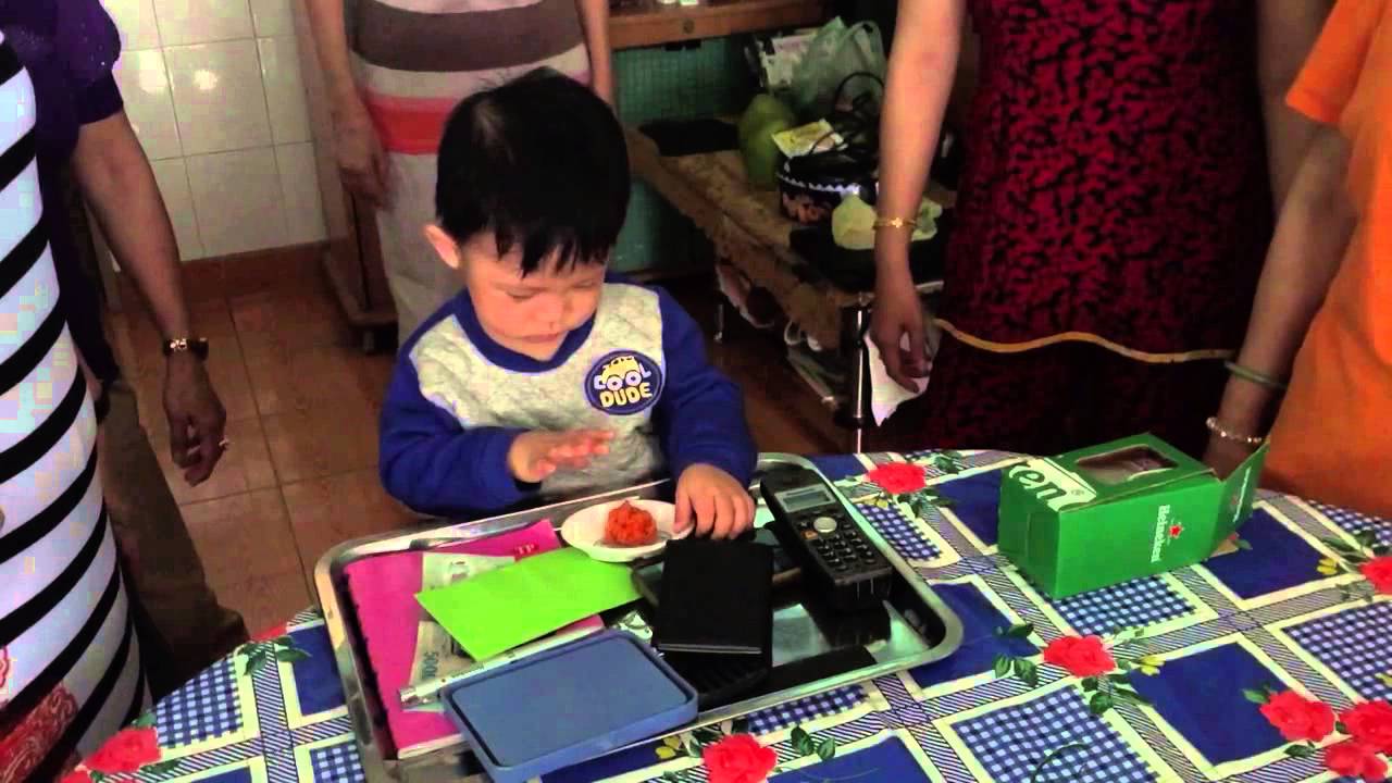 4 lưu ý bố mẹ nên biết khi tổ chức tiệc thôi nôi cho bé trai 