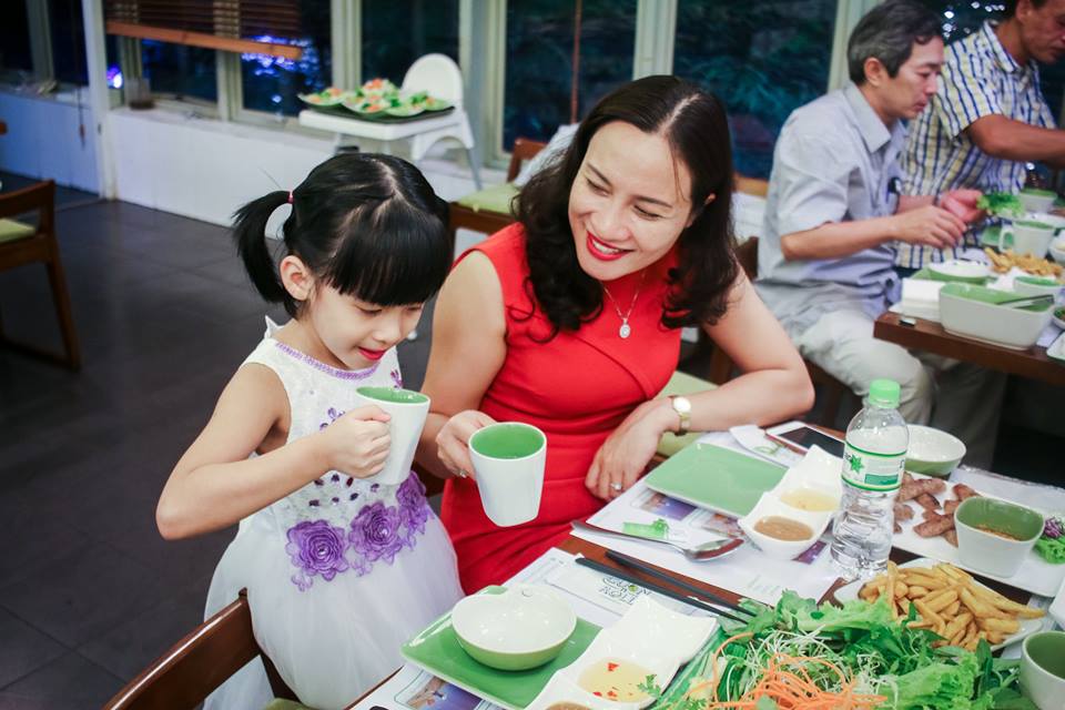 Đồ ăn tại Cuốn luôn ngon lành và an toàn cho các bé và gia đình
