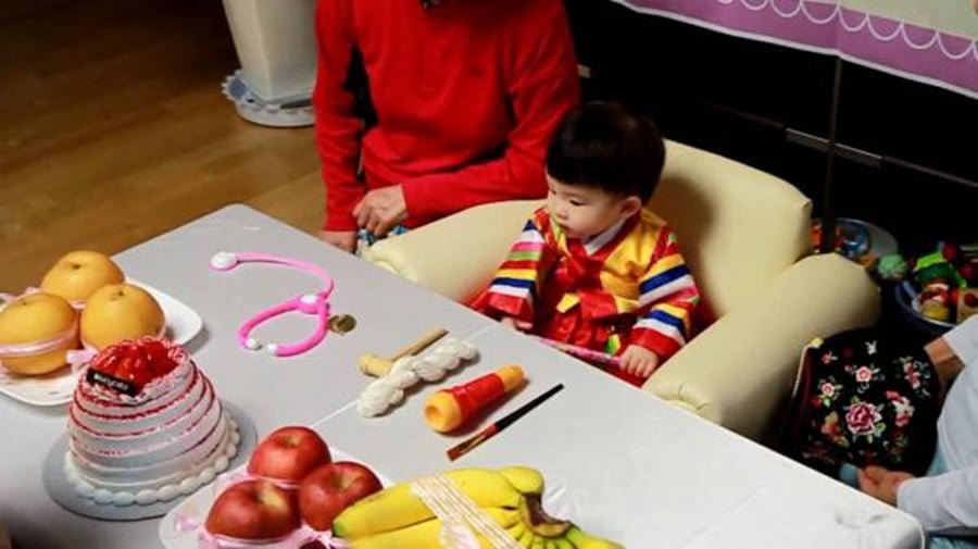 Lưu ý khi tổ chức tiệc thôi nôi cho bé trai