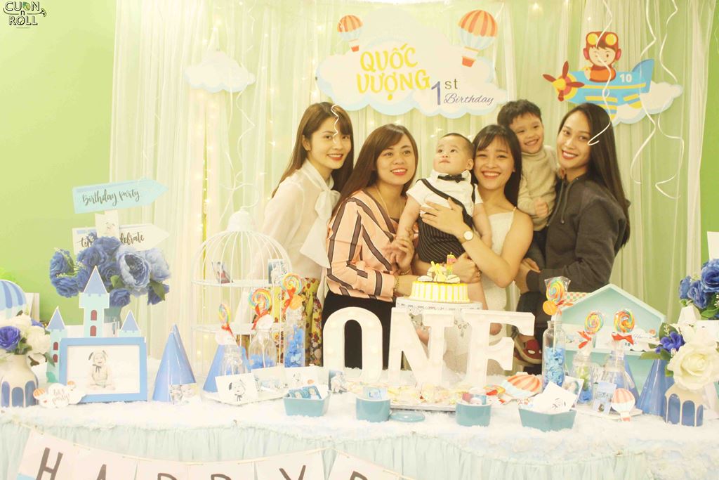 tiệc sinh nhật 1 tuổi cho con yêu