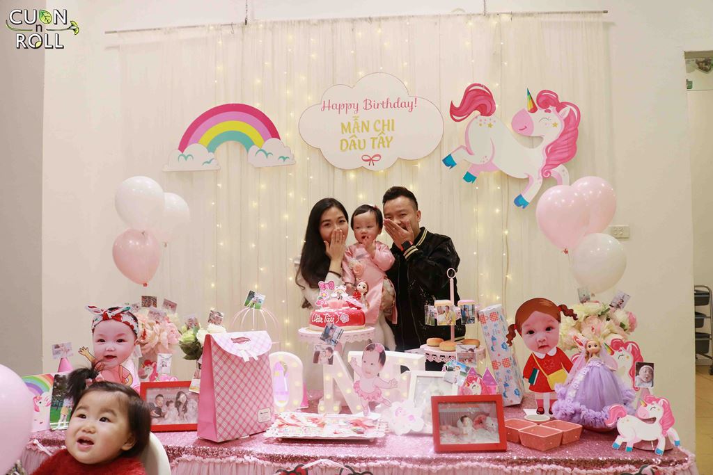 tổ chức tiệc đầy tháng cho bé