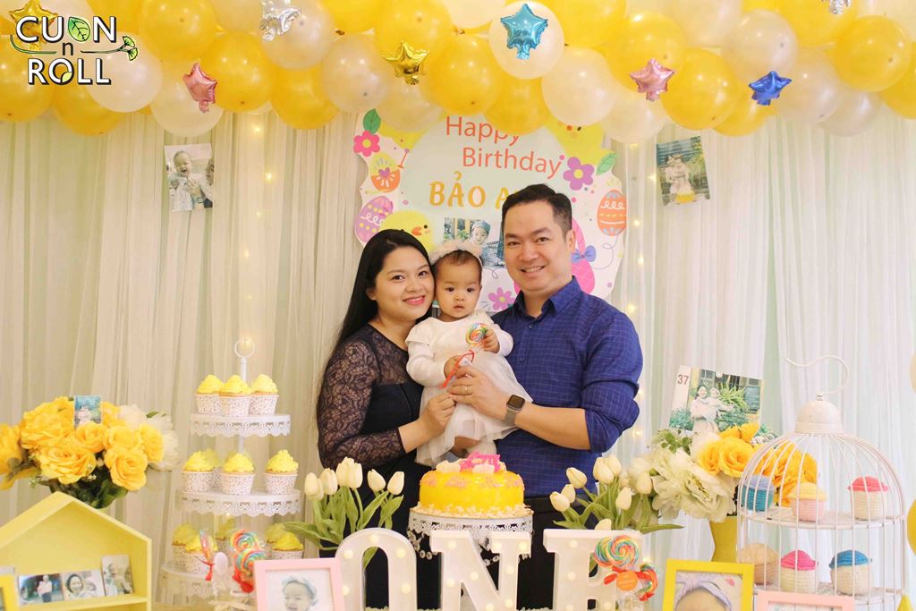 tổ chức tiệc đầy tháng cho bé