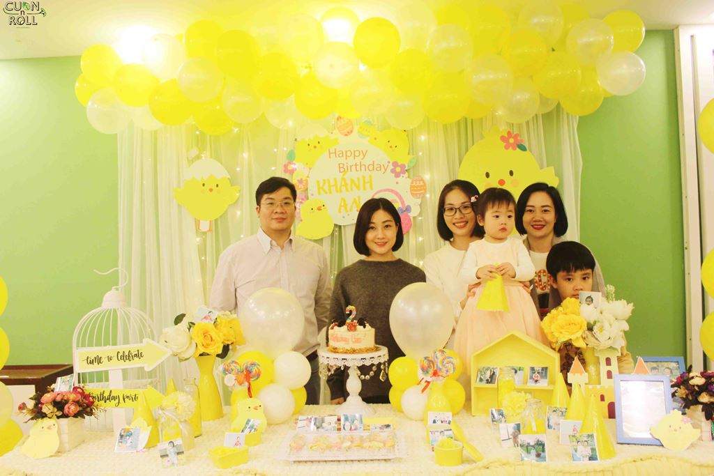 tổ chức tiệc đầy tháng cho bé