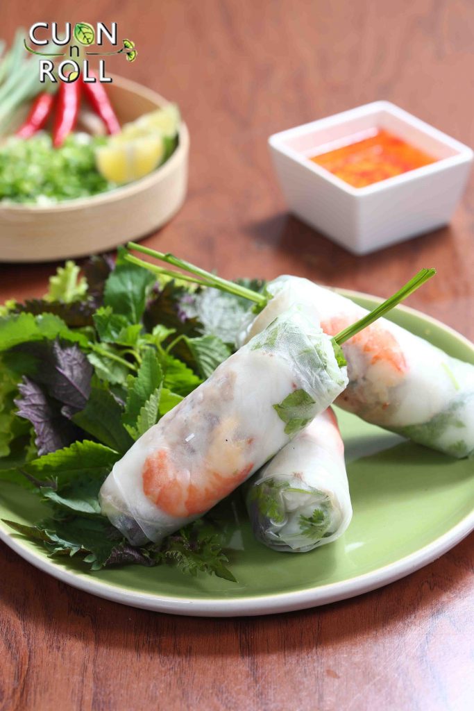 gỏi cuốn tôm thịt