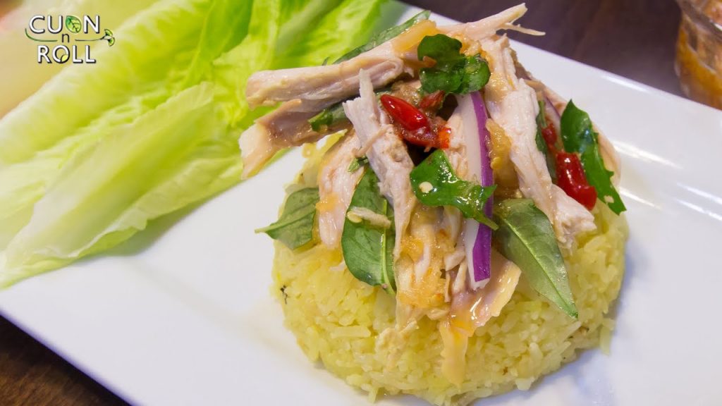 cơm gà tam kỳ