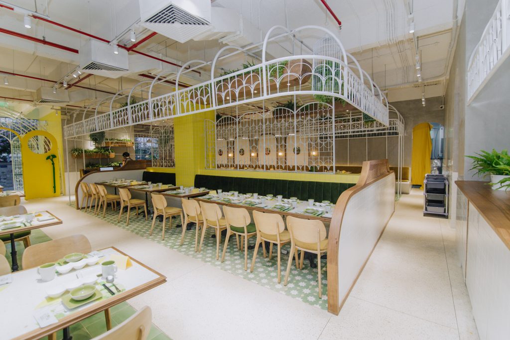 không gian cuốn n roll trần thái tônh cầu giấy